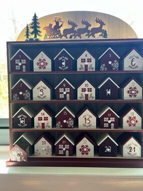 Wooden Red and White Holiday Advent Calendar